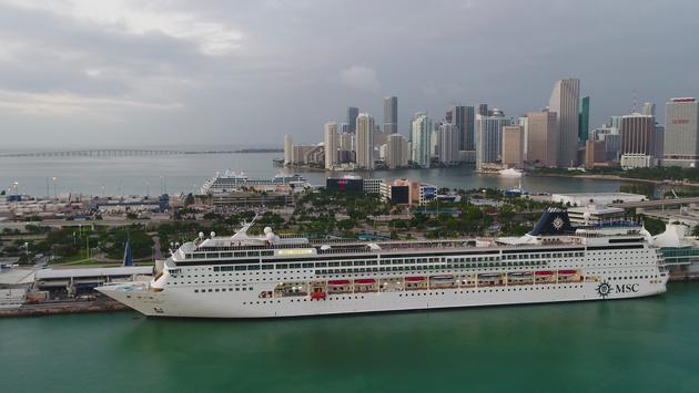 Florida Appeals to Supreme Court Over Cruise Regulations