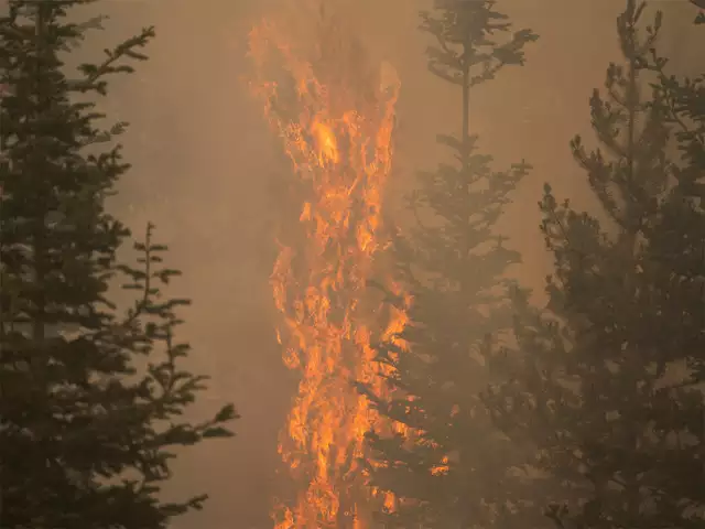 Massive wildfires in West bring haze to East Coast