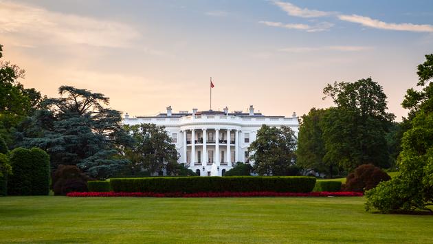 White House Reportedly Plans to Require COVID-19 Vaccine for Foreign Travelers