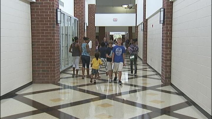 Atlanta: Metro Students Return to Classrooms
