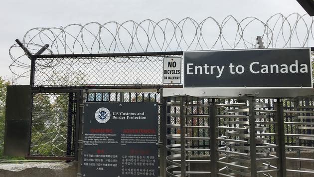 US Extends Ban on Nonessential Travel Along Mexican, Canadian Borders