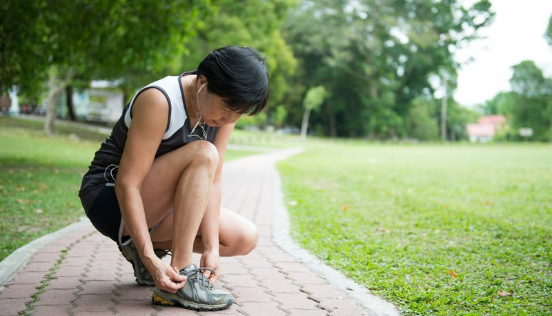 4 tips to help older runners minimize aches and pains, stay safe, and have fun