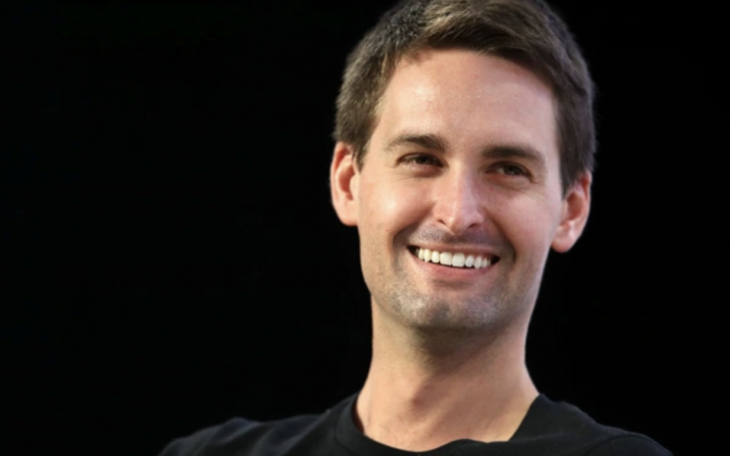 Snap Crosses $1B in Revenue, Reaches 306M Daily Active Users in Third Quarter