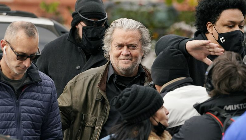 BREAKING: Trump ally Bannon taken into custody on contempt charges