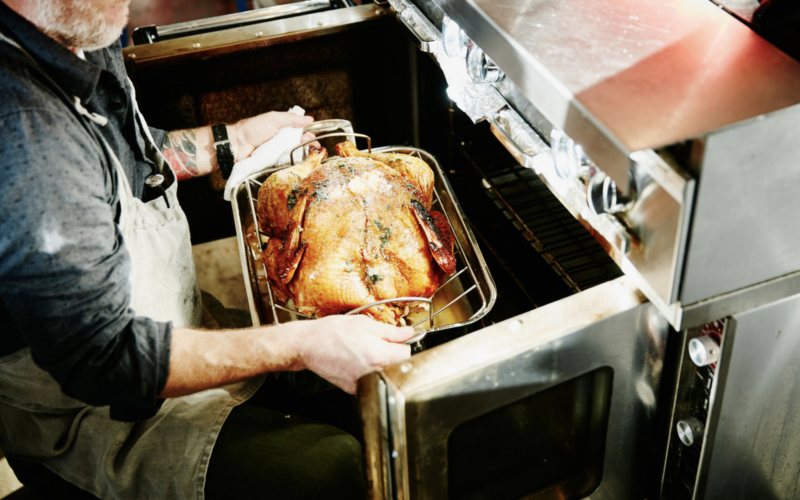 These Are the Thanksgiving Foods You Can (and Can’t) Fly With, According to the TSA