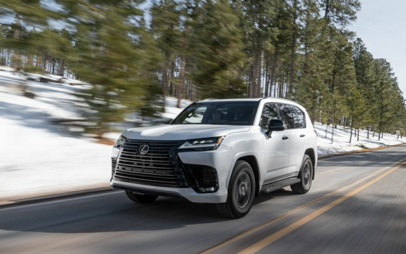 2022 Lexus LX600 Broadens Its Appeal to Go It Alone