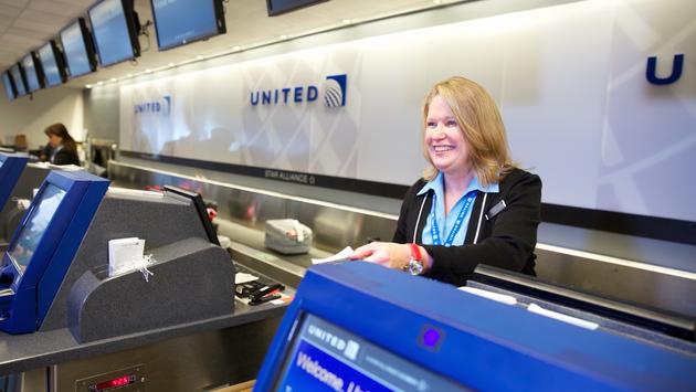 United Airlines Allowing Unvaccinated Employees To Resume Frontline Roles